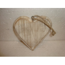 WOODEN HEART MED 11.5CM