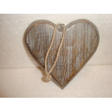 WOODEN HEART MED 11.5CM