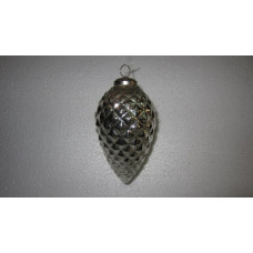 6 OVAL DIAMOND HANGING"