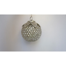 4 BEADED BALL WITH FITTING"