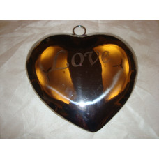 24 CMS LOVE HEART MED