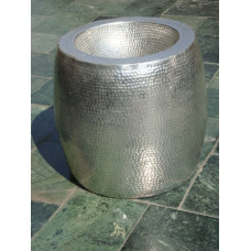 ALUMINIUM VASE BIG HAMMERED