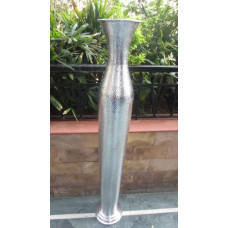 Alu vase tuit big hammered