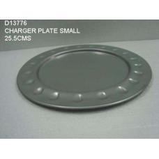 CHARGER PLATE SMALL OVAL STUD DESIGN