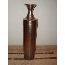 BOTTLE VASE HAMMERED