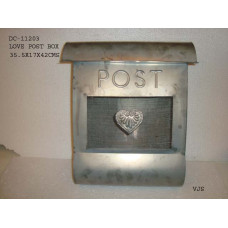 LOVE POST BOX