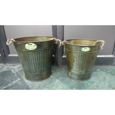 Ant.brass bucket planter s/2