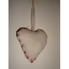 10 CM HEART CROSS