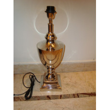 ALUMINIUM TROPHY LAMP 1.700 KGS 46 CMS