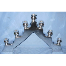 7 T LIGHT CANDLE HOLDER