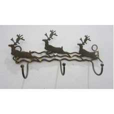 3 DEER HOOKS