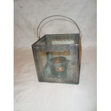 LANTERN WITH MED GLASS INSIDE SPIRAL DES