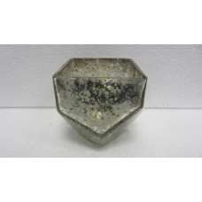 DIAMOND CUT SQ. VASE SMALL STONES