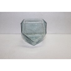 DIAMOND CUT SQ VASE SMALL STONES