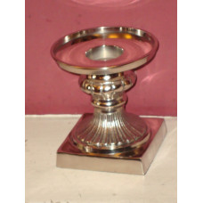 ALUMINIUM SQUARE CANDLE STAND