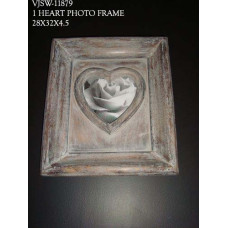 1 HEART PHOTO FRAME