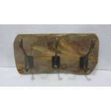 COAT HANGER WITH RECT. BASE 3 HOOKS