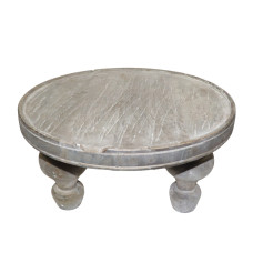 ROUND TABLE WITH LEGS