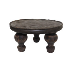 RUGGED ROUND TABLE WITH LEGS